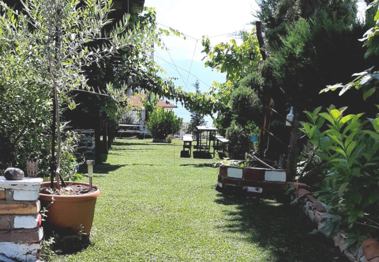 Hotel Villa Stone Dream Bar Restaurant Udenisht المظهر الخارجي الصورة