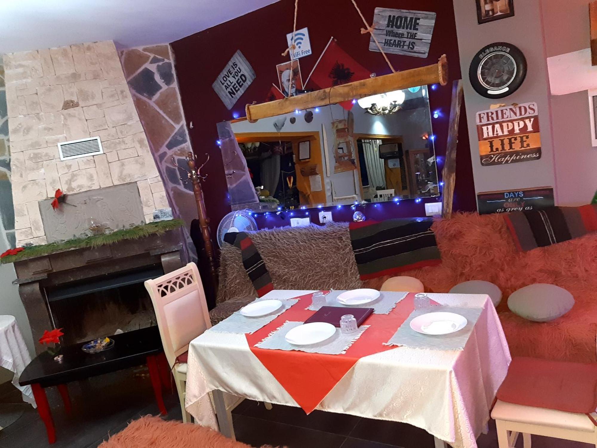 Hotel Villa Stone Dream Bar Restaurant Udenisht المظهر الخارجي الصورة
